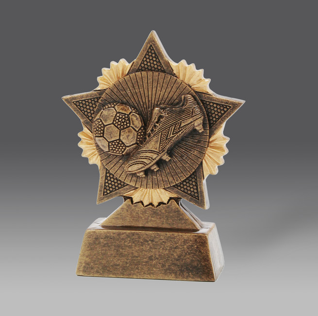 statuetka pi�ka no�na FG705, h.11 puchary statuetki medale