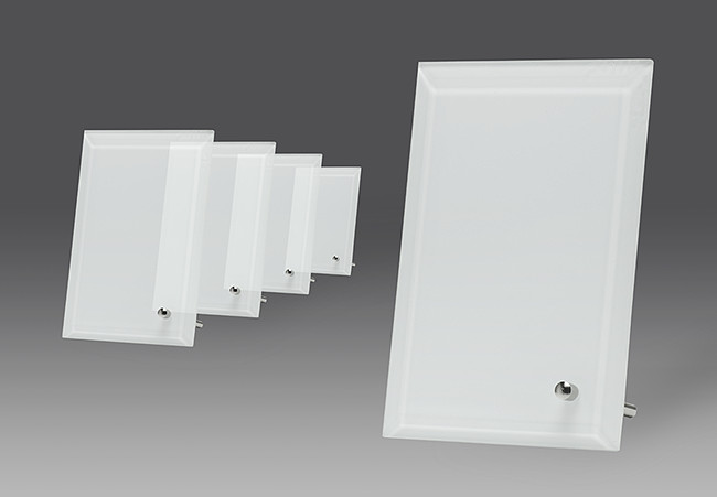 grawerowanie na szkle na statuetce W663-W665 (produkt niedost�pny) puchary statuetki medale